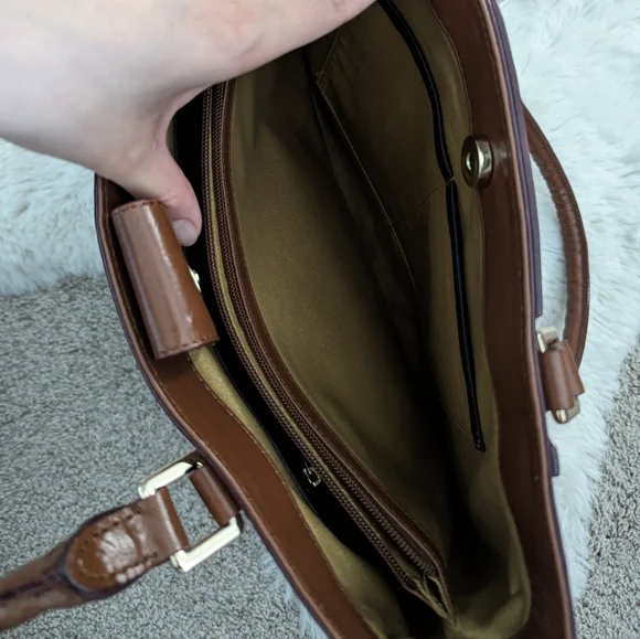 ANTONIO MELANI Brown Patent Leather Purse - Picture 3 of 7